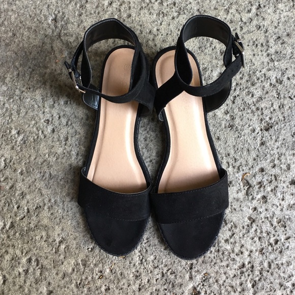 Black Ankle Strap Sandals, EXCELLENT condition - Picture 3 of 4